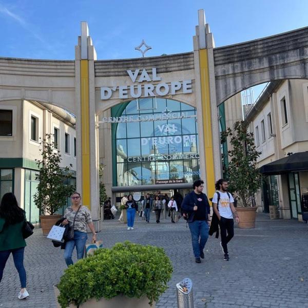 שסי Magic Studio - Disneyland Paris Shopping Village 9 Minutes מראה חיצוני תמונה